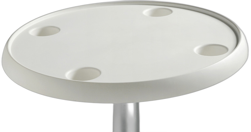 Tavolo in materiale composito